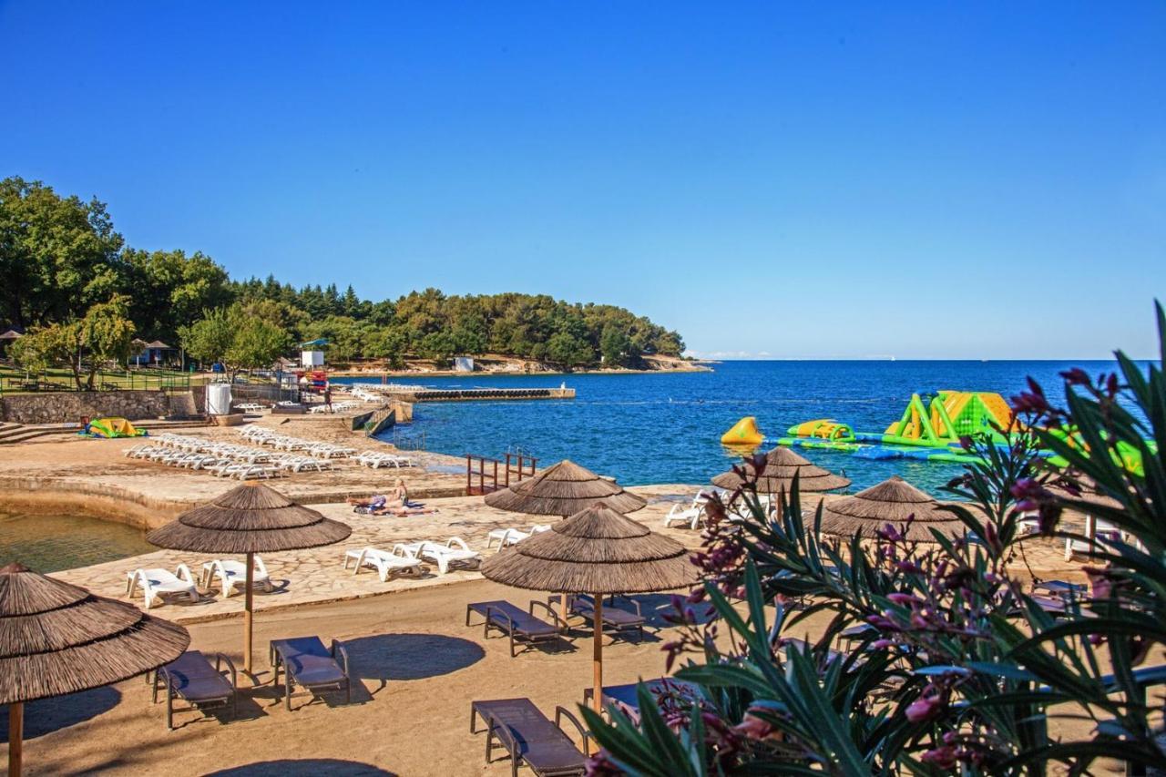 Apartment Mendikovic Porec Esterno foto